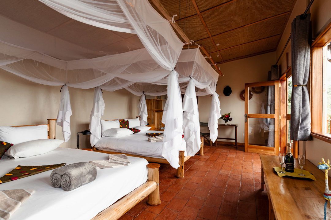 01_Mutanda_Lake_Resort